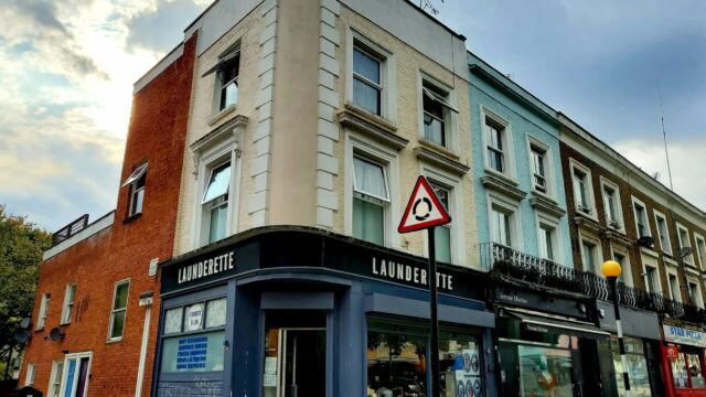 Ladbroke grove launderette-2